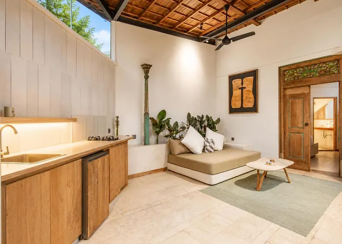Serene 1br 800 To Echo Beach, With Pool 别墅 *